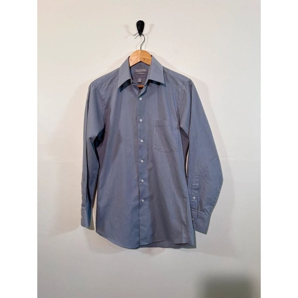Men’s Gray Van Heusen Button Down Dress Fitted Shirt